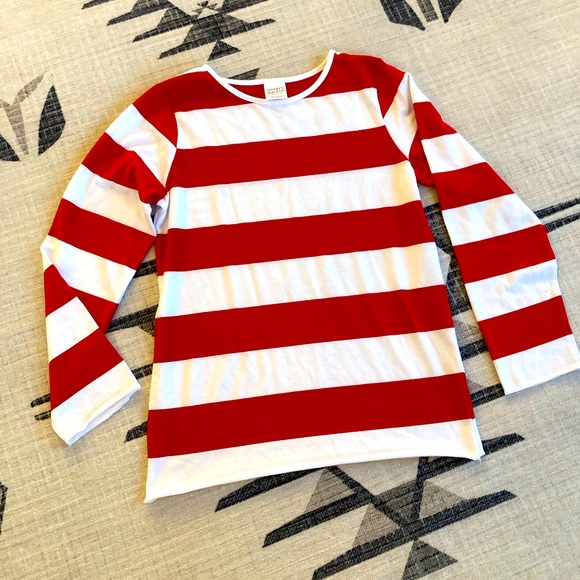 Where’s Waldo Shirt - Picture 6 of 6